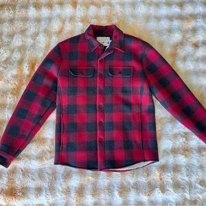 Like New Faherty High Pile Fleece Button Up Jacket - Medium